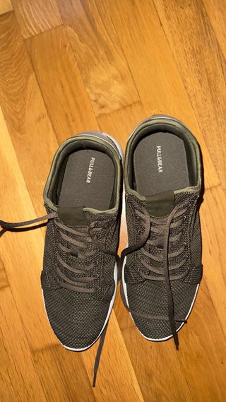 Zapatillas Pull&Bear verde oliva