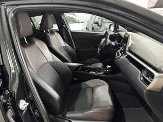 Toyota C-HR 1.8 Hybrid Distinctive 2017