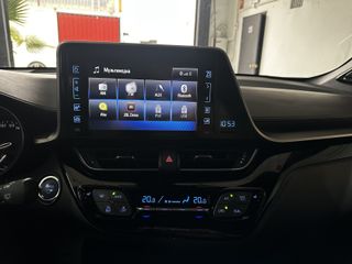 Toyota C-HR 1.8 Hybrid Distinctive 2017