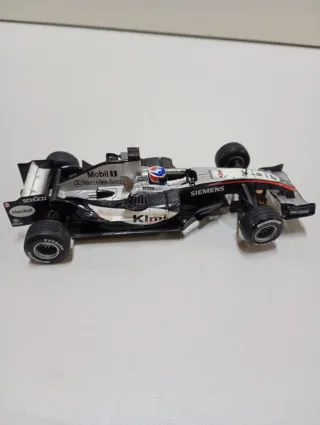 Scalextric McLaren Mercedes