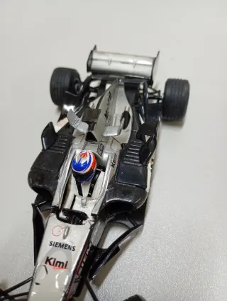 Scalextric McLaren Mercedes