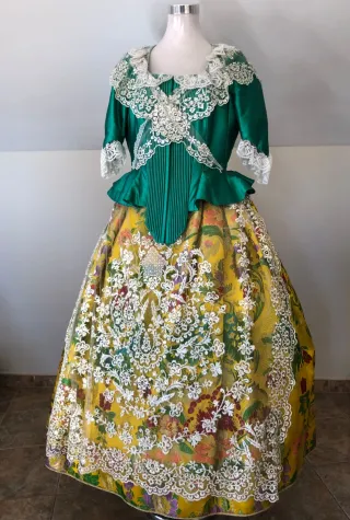 Traje de Fallera Verde y Amarillo