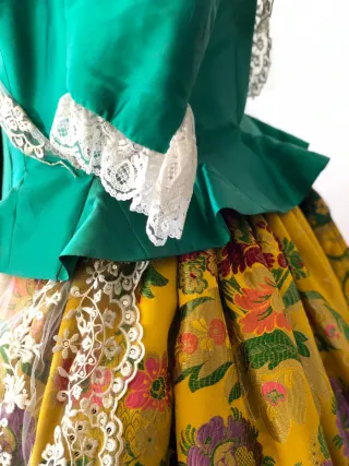 Traje de Fallera Verde y Amarillo