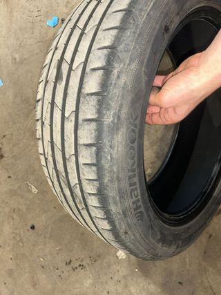 Neumático Hankook 215/50/17