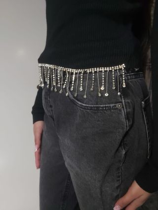 Top manga larga con flecos plateados