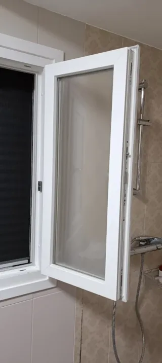Ventana PVC Oscilobatiente
