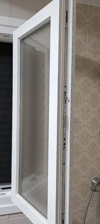 Ventana PVC Oscilobatiente