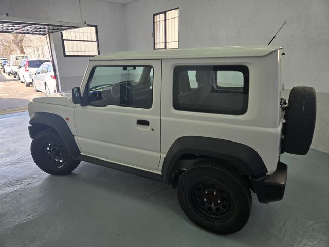Suzuki Jimny 2019 4 plazas IVA Deducible EtiquetaB