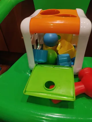 Juguete de piezas y formas