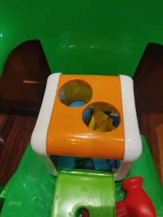 Juguete de piezas y formas