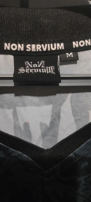 Camiseta Non Servium Gambea Talla M