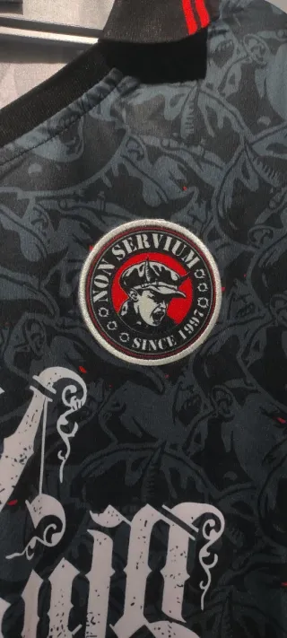 Camiseta Non Servium Gambea Talla M