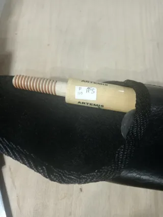 Artemis Taco de Billar y Funda Negra