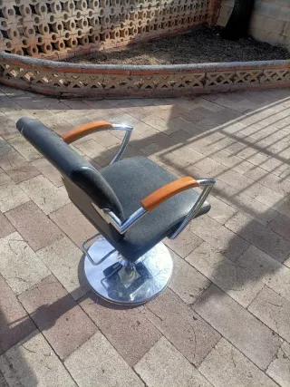 Vendo sillón de barbero peluquero