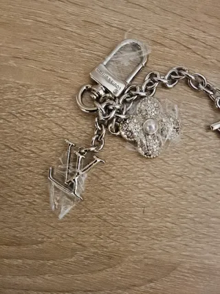 Charm Louis Vuitton Argento