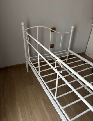 2 Camas Diván Metálicas Blancas 190x90