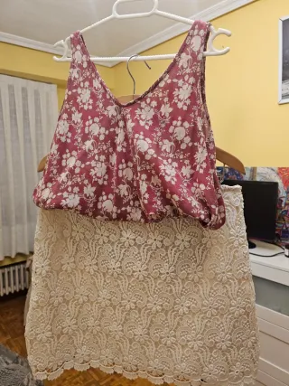 Conjunto Falda Encaje y Top Estampado