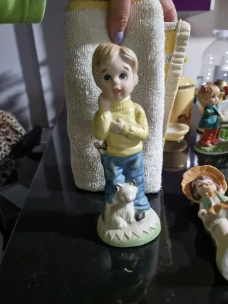 Muñecos de porcelana niño y niña