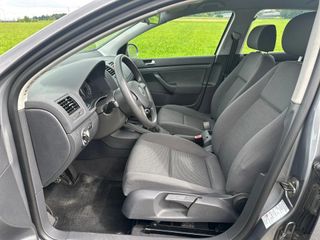 Volkswagen Golf 2004