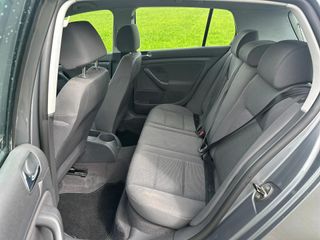 Volkswagen Golf 2004