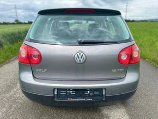 Volkswagen Golf 2004