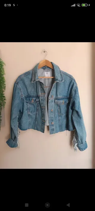 Cazadora vaquera con flecos