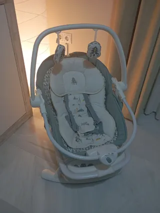 Hamaca Mecedora Eléctrica Joie, sin estrenar