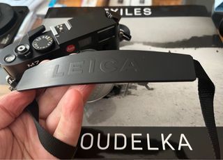 Leica M7 Negra 0.72 + Extras