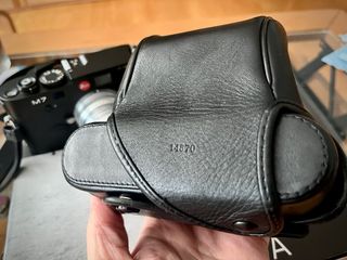 Leica M7 Negra 0.72 + Extras