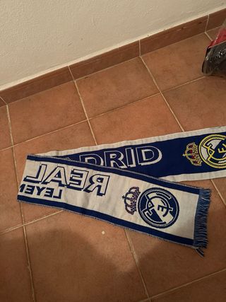 Bufanda Real Madrid Blanca