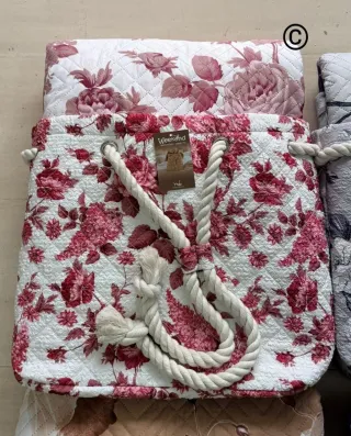 Trapuntino matrimoniale tessuto floreale