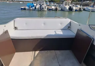 Lancha 7m c/ Motor Averiado y GPS Lowrance 9