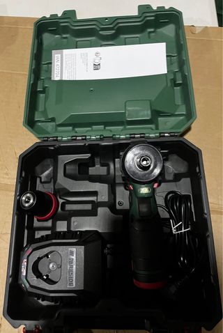 Atornillador taladro completo 12v Parkside