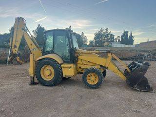 Retroexcavadora Komatsu