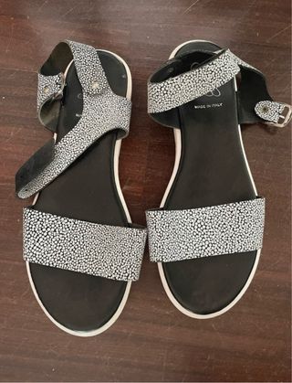 Sandali donna n. 41 in ottime condizioni