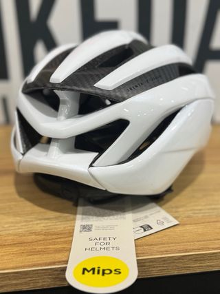 Capacete MET Trenta Carbon Novo Modelo Tamanho M