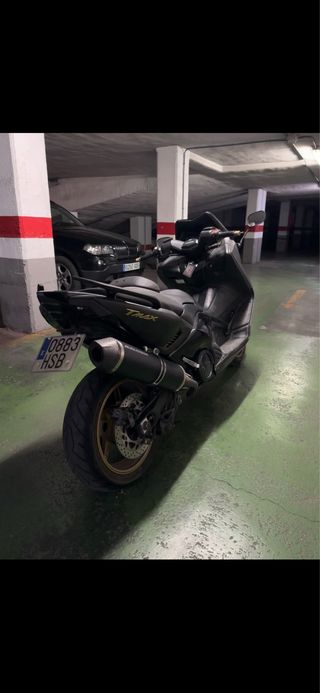 Yamaha TMAX 530 Black Max