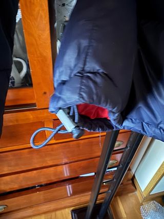 Plumas Zara Azul Repelente al Agua