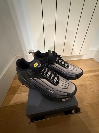 Zapatillas Nike Air Max TN Negras y Grises