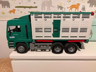Camión Bruder Verde y Blanco