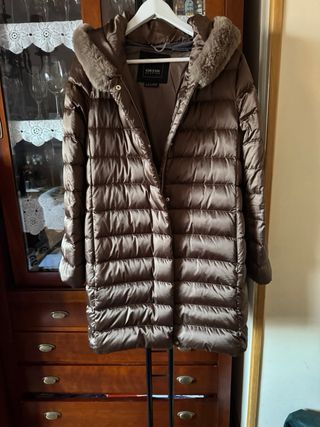 Plumas Geox con pelo marrón