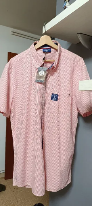 Camisa NSK rayas rojas y blancas Talla M