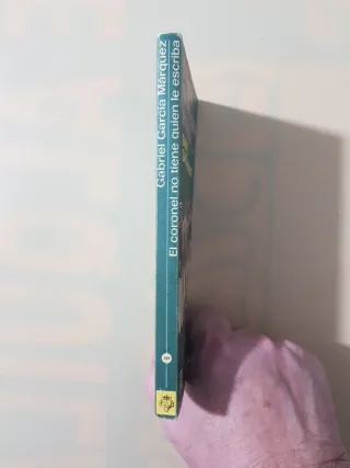 Libro El coronel no tiene quien le escriba