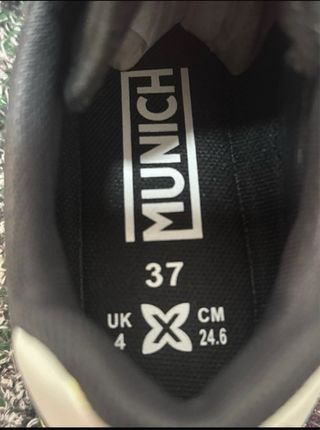 Zapatillas Munich 38 Nuevas Caja Piel