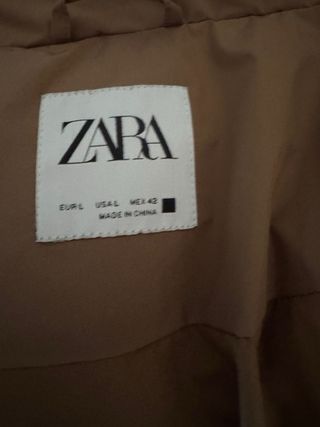 Parka acolchada Zara marrón