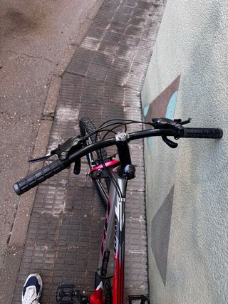 Bicicleta BH 490 Roja