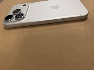 iPhone 17 Pro Plata/Blanco