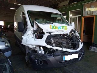 Ford 219426 bk2117e962a paragolpes trasero transit