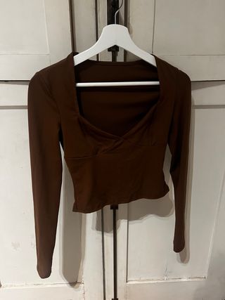 Camiseta manga larga marrón