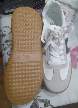 Zapatillas White Silver Nuevas